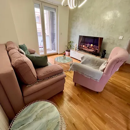 Апартаменты Vedran's Place Скопье