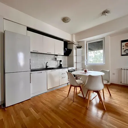 Vedran's Place Апартаменты Скопье