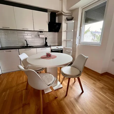 Апартаменты Vedran's Place *