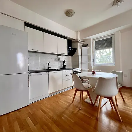 Vedran's Place Апартаменты *